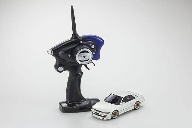 Kyosho (32134PW-B) MA-020S NISSAN SILVIA S13 Aero with LED Pearl White - Excel RC