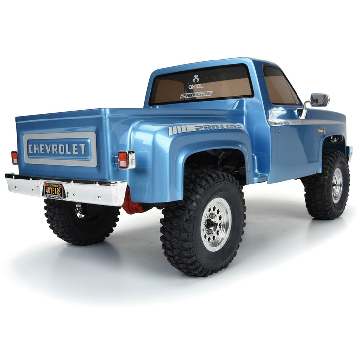 Axial SCX10 III  Base Camp Proline 82 Chevy K10  LE RTR AXI03029