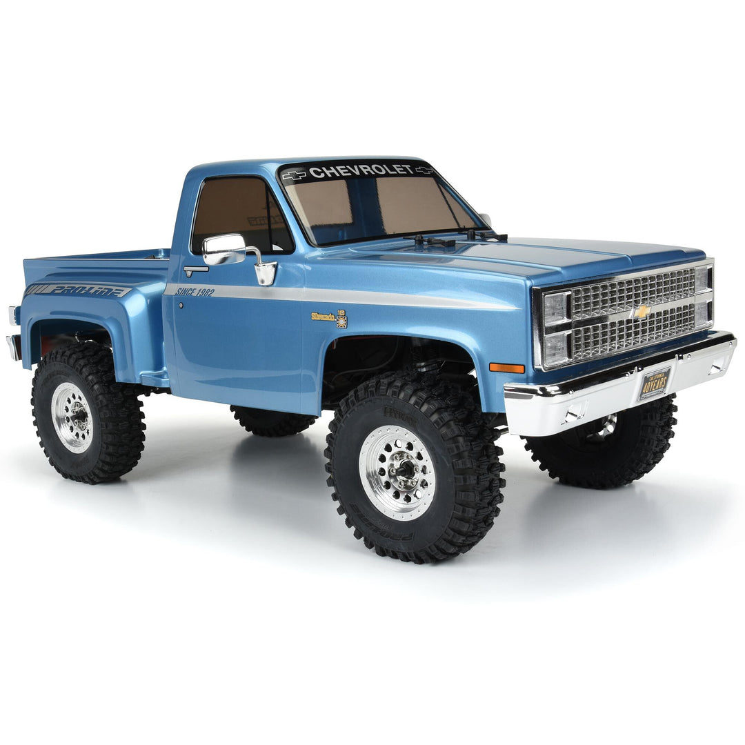 Axial SCX10 III  Base Camp Proline 82 Chevy K10  LE RTR AXI03029